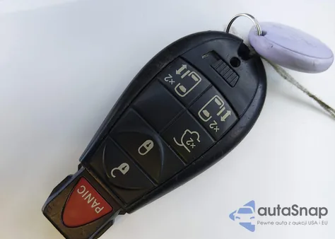 2014 Chrysler Town & Country Touring from USA, damaged, VIN 2C4RC1BG9ER346494